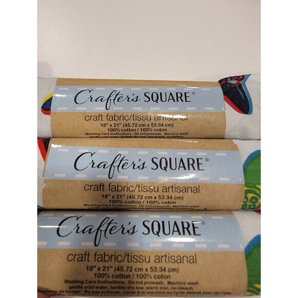 Crafter Square Video Game Remote Control Cotton Fabric 3 Fat Quarter New - Picture 3 of 4